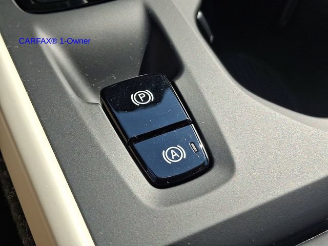 Used 2019 Volvo XC40 T5 Momentum AWD/4WD image 23