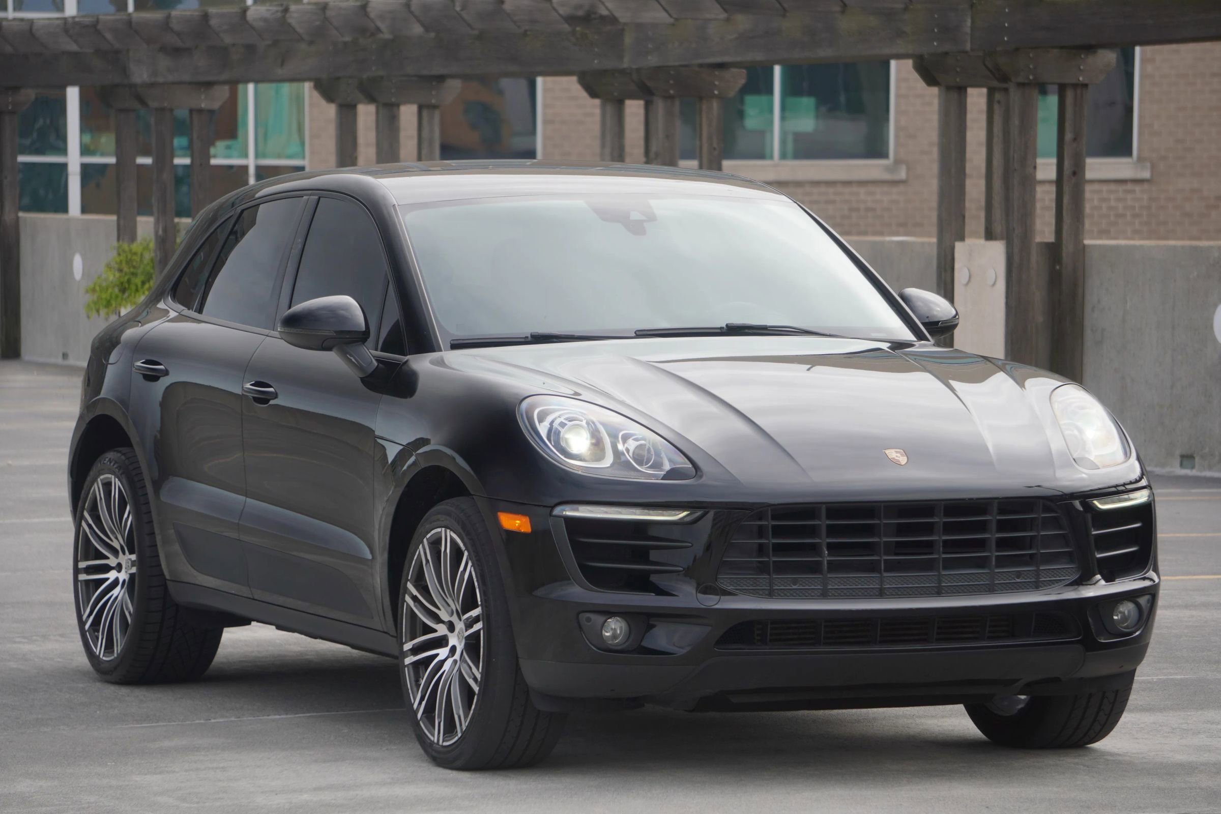 Used 2017 Porsche Macan image 7