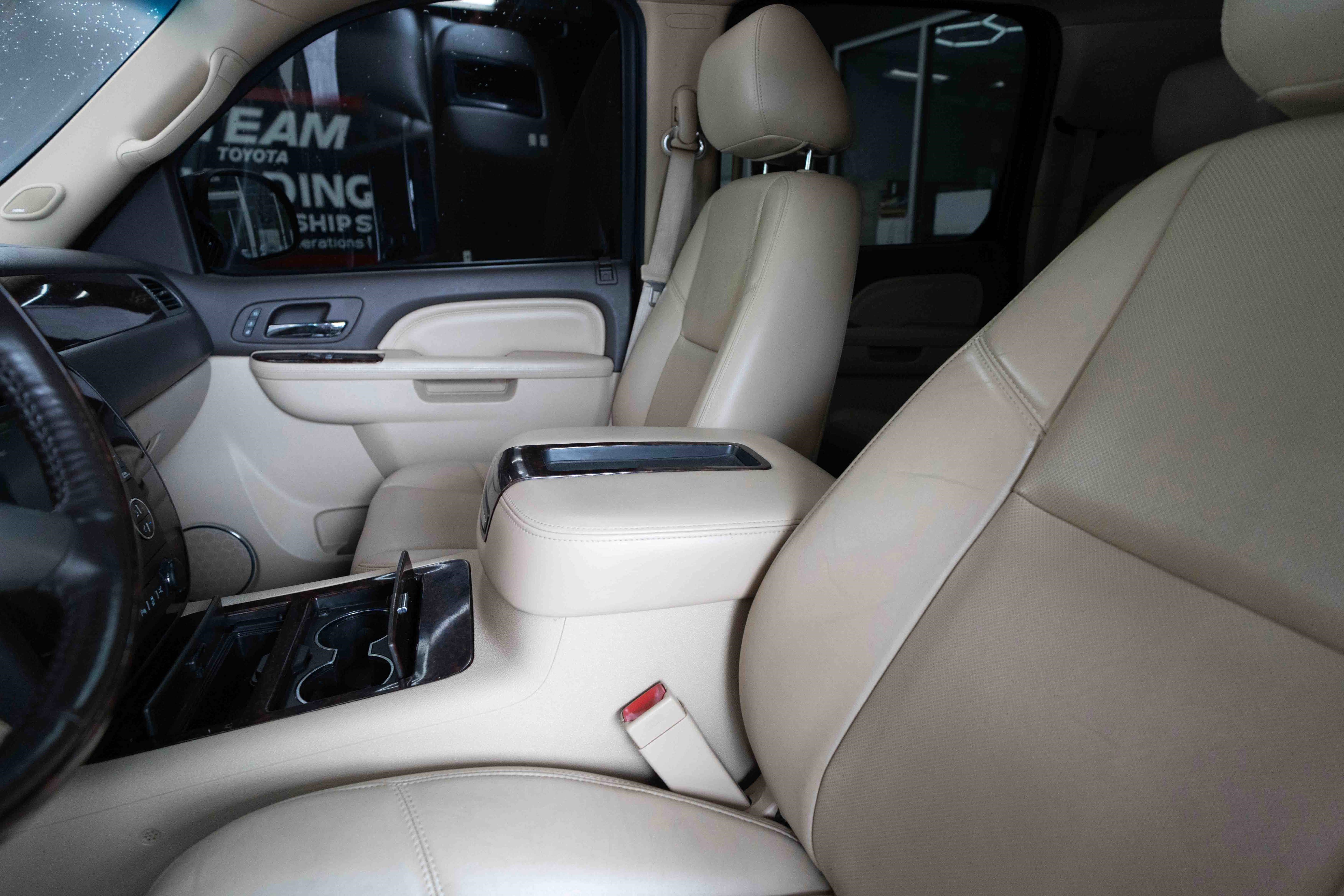 Used 2013 GMC Yukon XL Denali AWD/4WD image 10