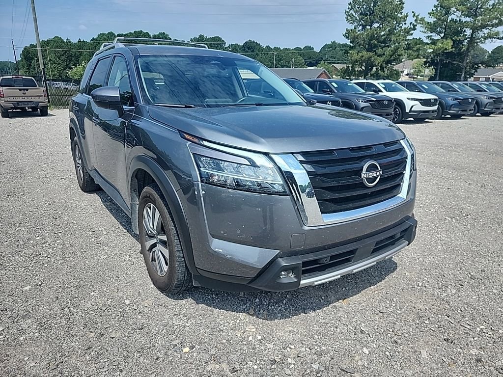 Used 2022 Nissan Pathfinder SL