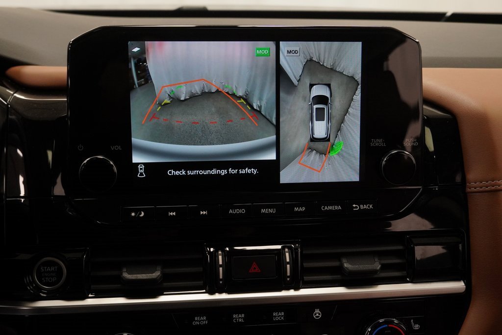 Used 2024 Nissan Pathfinder Platinum w/ Cargo Package image 38