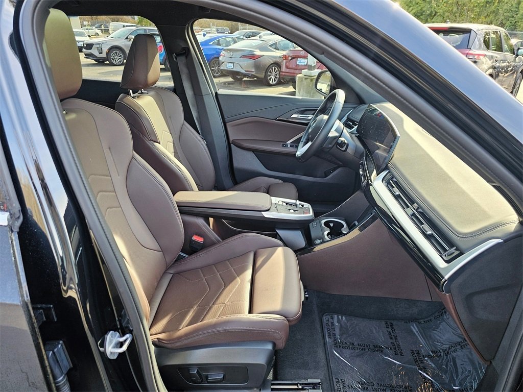Used 2025 BMW X1 xDrive28i w/ Convenience Package image 29