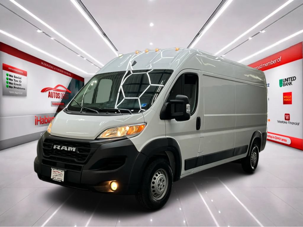 Used 2025 RAM ProMaster 2500 w/ Convenience Group FWD image 3