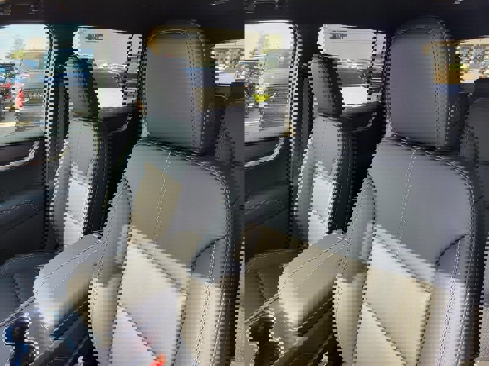 New 2026 GMC Acadia Elevation w/ Elevation Premium Package image 10