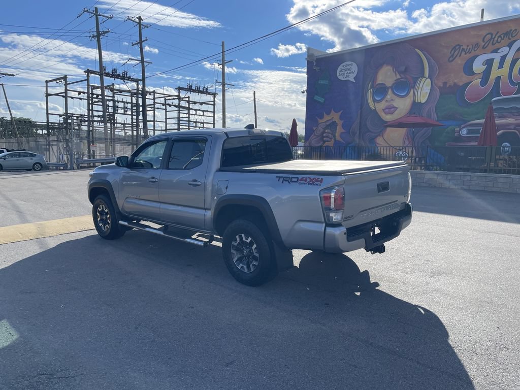 Used 2021 Toyota Tacoma TRD Off-Road w/ Technology Package AWD/4WD image 3