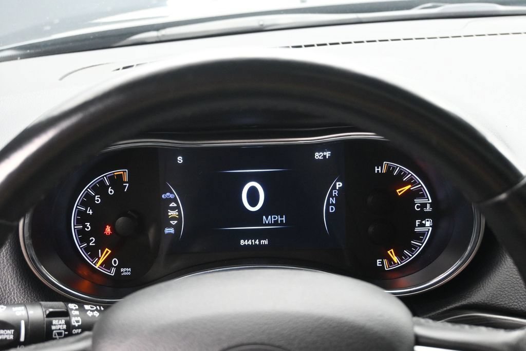 Used 2021 Jeep Grand Cherokee Laredo X AWD/4WD image 11