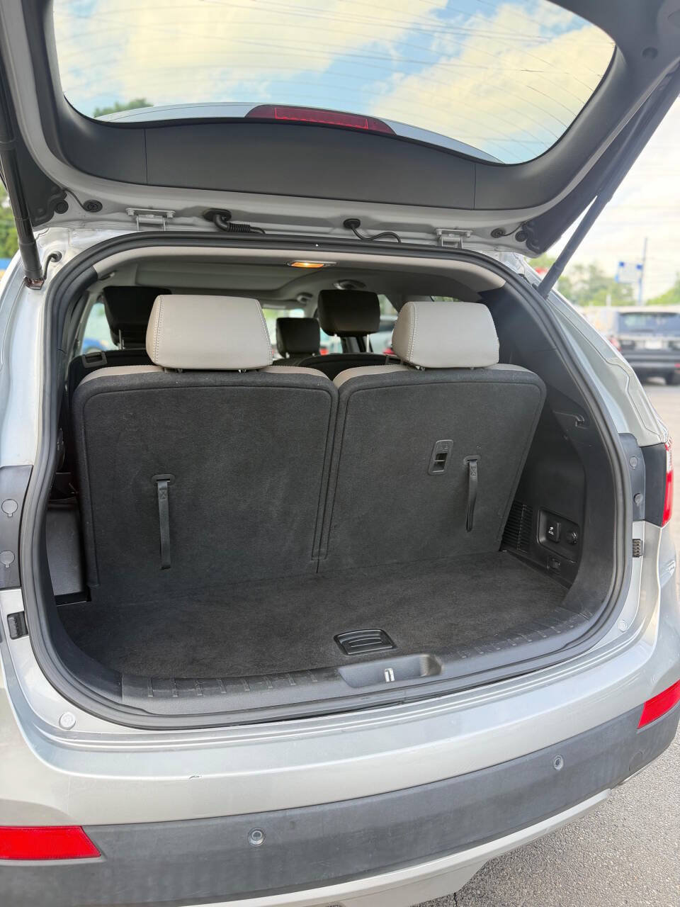 Used 2016 Hyundai Santa Fe Limited w/ Option Group 04 AWD/4WD image 14