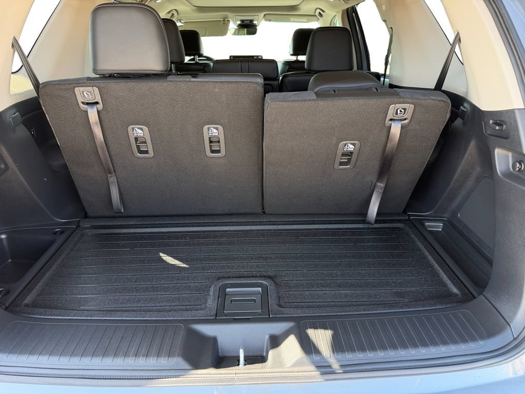 Used 2026 Honda Pilot Elite image 12