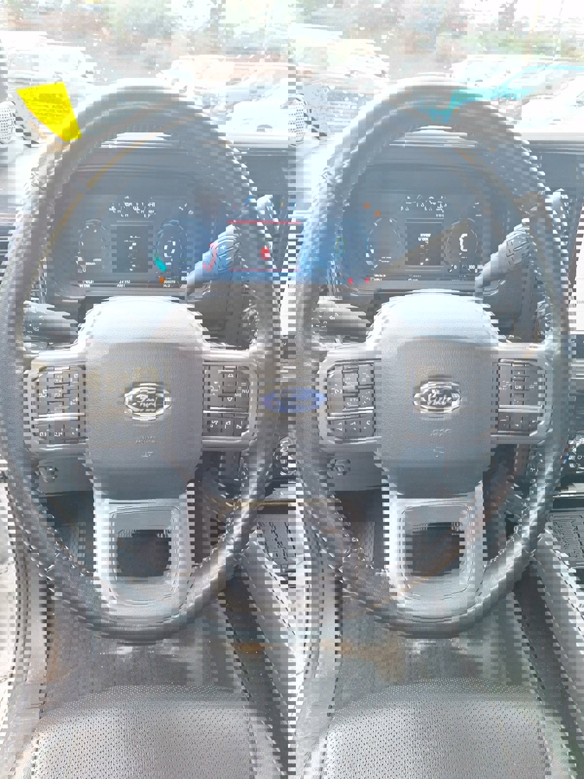 Used 2023 Ford F250 Lariat w/ Lariat Ultimate Package image 13