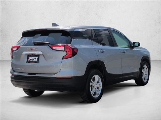 Used 2024 GMC Terrain SLE image 5