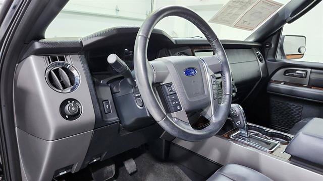 Used 2017 Ford Expedition Platinum RWD image 10