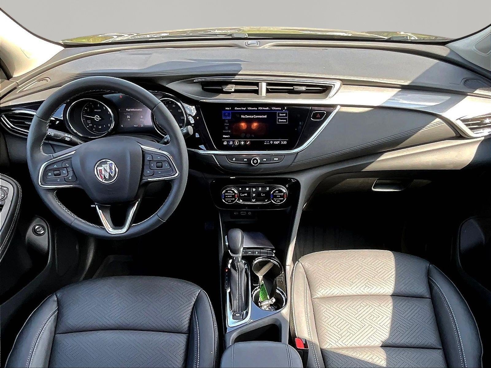 Used 2022 Buick Encore GX Essence w/ Experience Buick Package AWD/4WD image 7