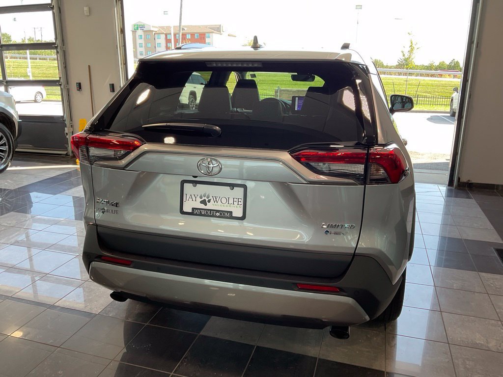 Certified 2025 Toyota RAV4 Limited w/ Advanced Technology Package AWD/4WD image 5