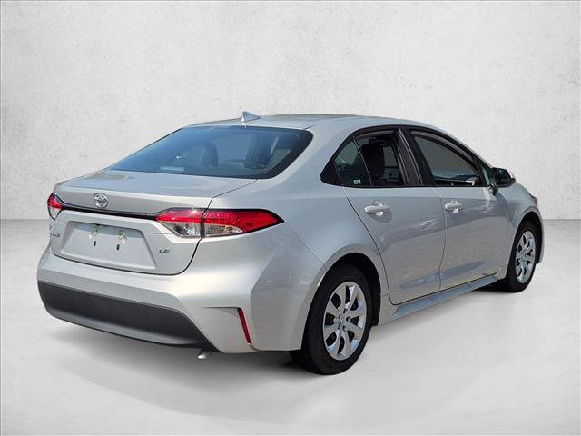 Used 2026 Toyota Corolla LE FWD image 5