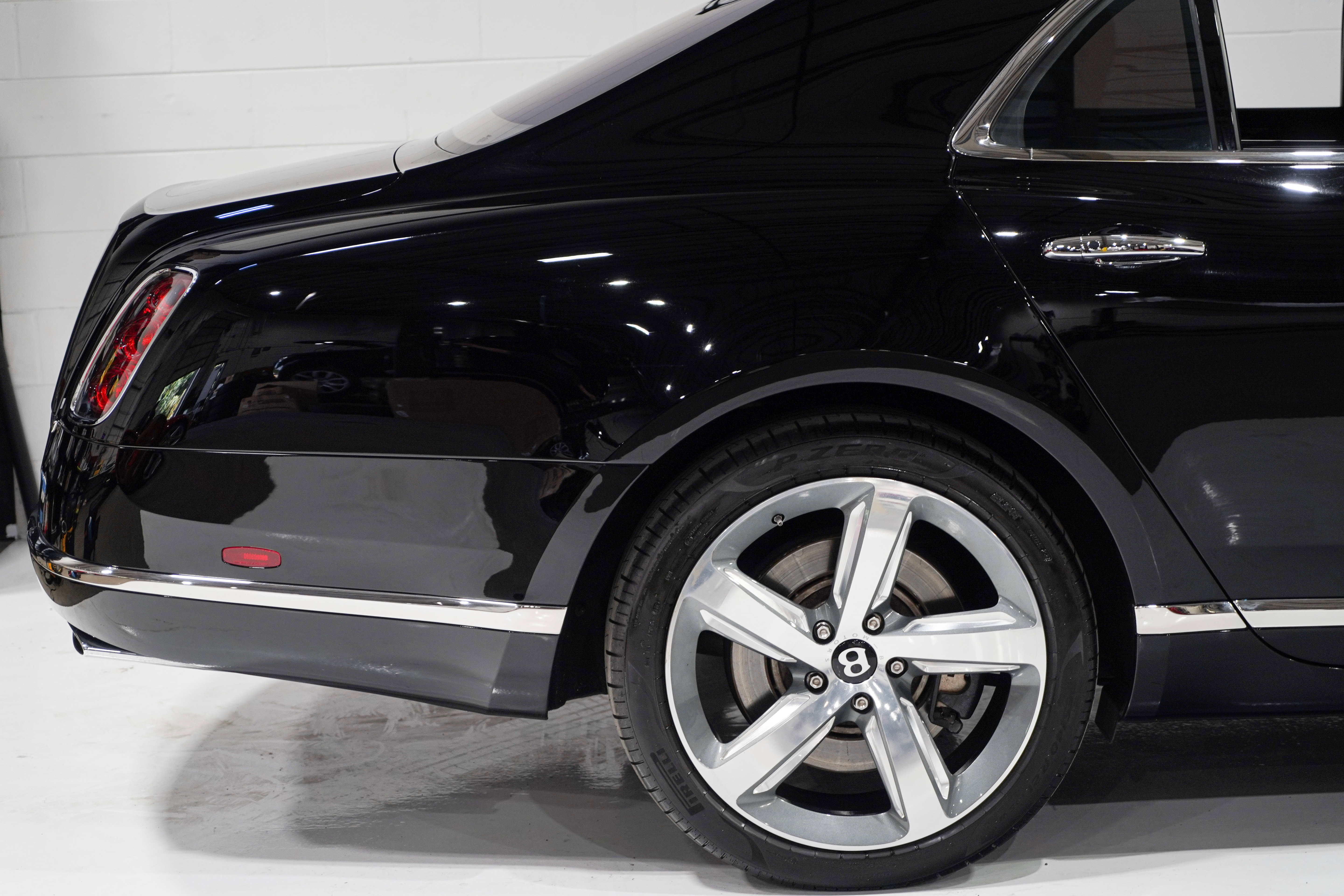 Used 2016 Bentley Mulsanne Speed RWD image 23
