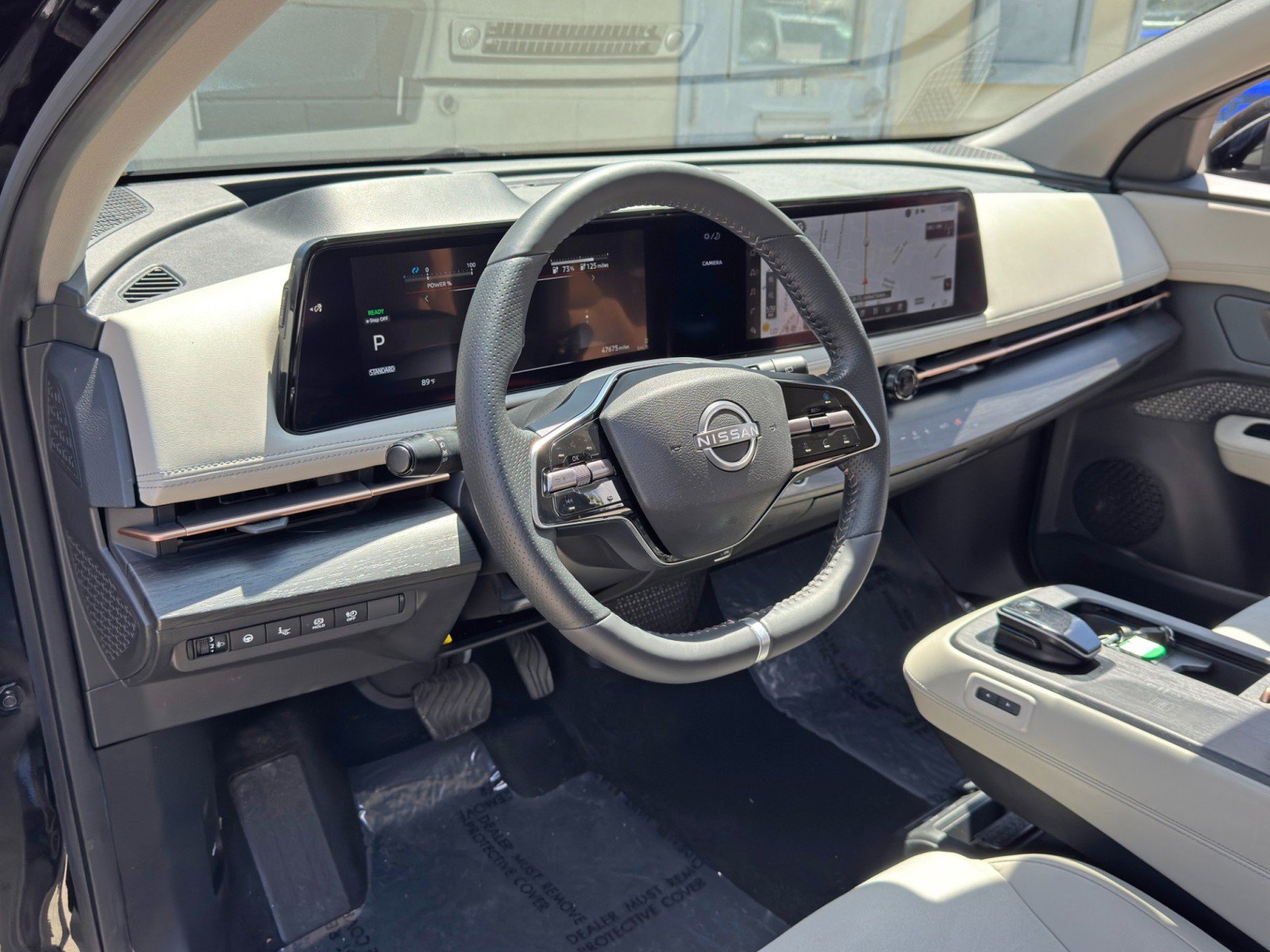 Used 2023 Nissan Ariya FWD image 11