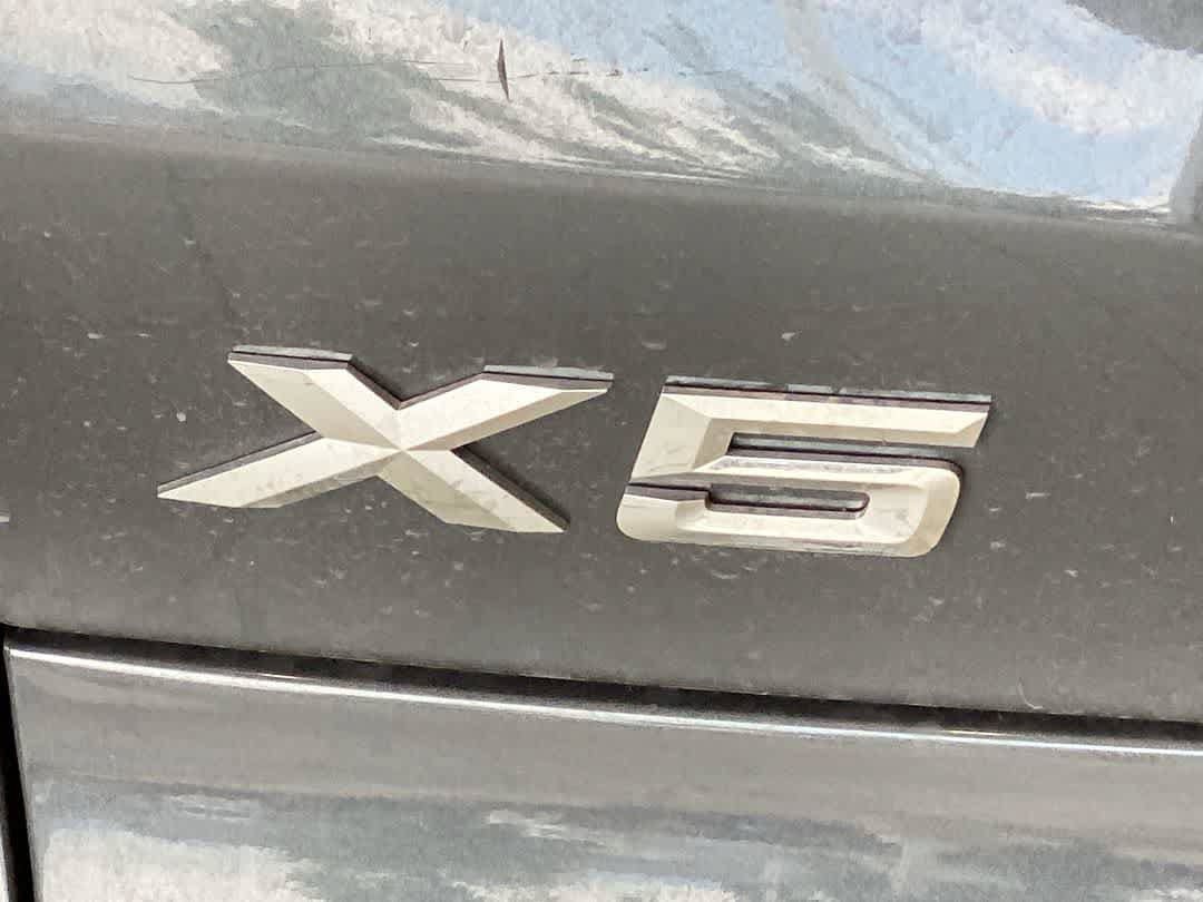 Used 2019 BMW X5 xDrive40i w/ Premium Package AWD/4WD image 11