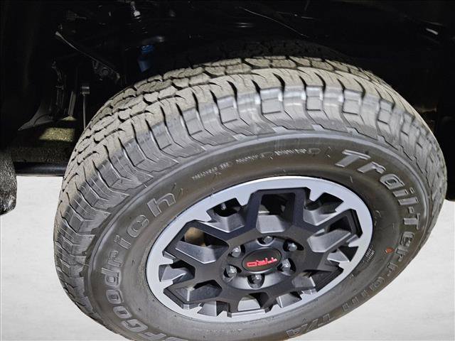 New 2025 Toyota Tacoma TRD Off-Road image 10