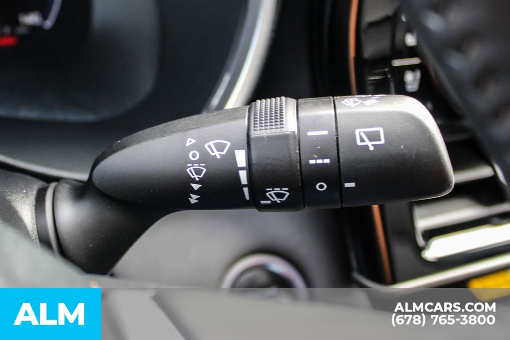 Used 2024 Toyota Highlander Limited image 33