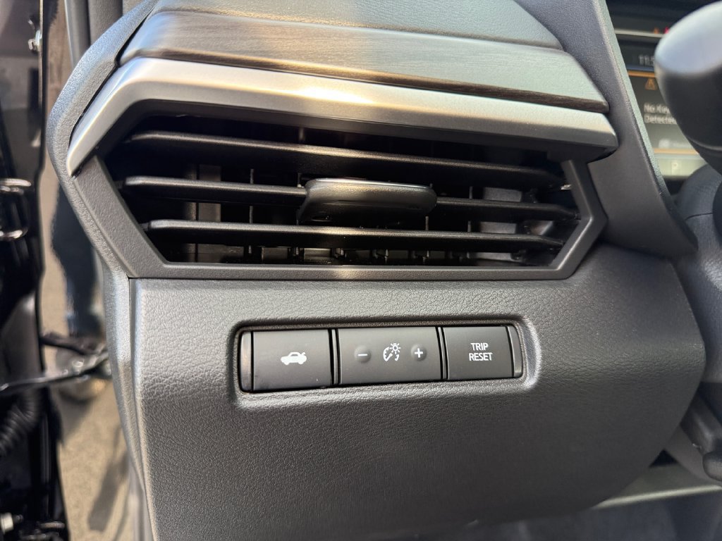 New 2026 Nissan Altima 2.5 SV FWD image 30