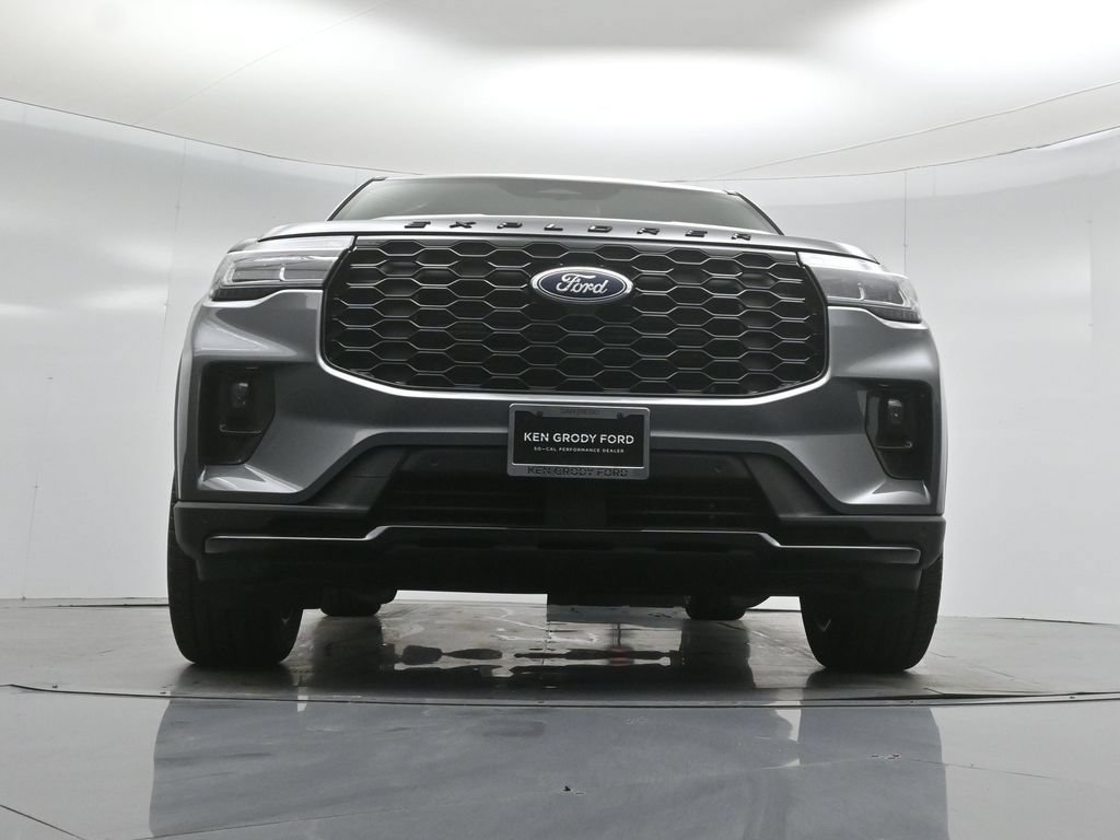 New 2026 Ford Explorer ST-Line w/ ST-Line Street Pack AWD/4WD image 47