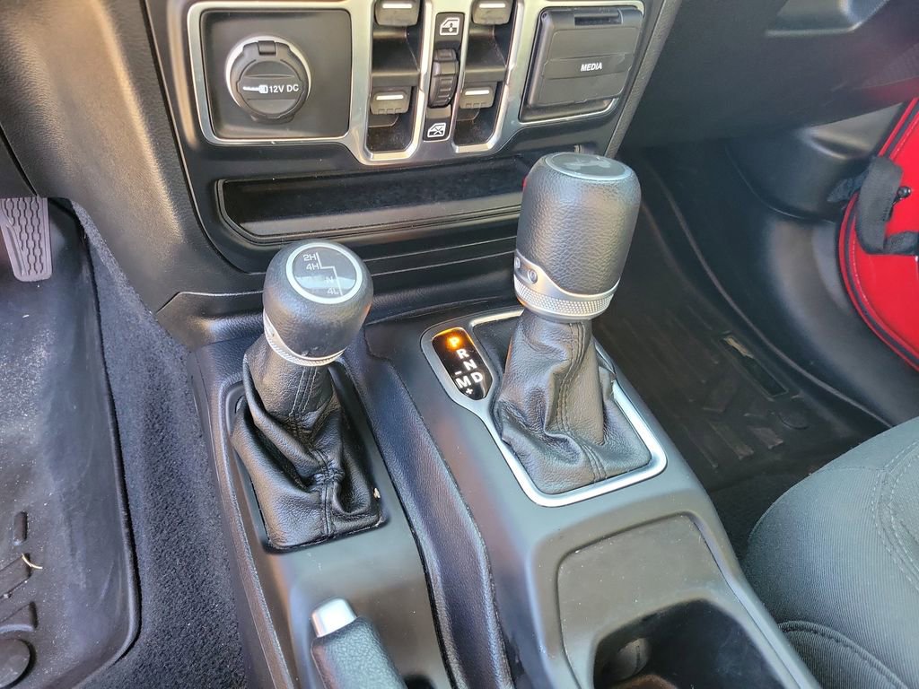 Used 2021 Jeep Wrangler Unlimited Sport image 23