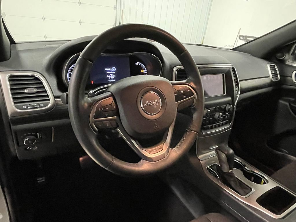 Used 2019 Jeep Grand Cherokee Laredo image 20