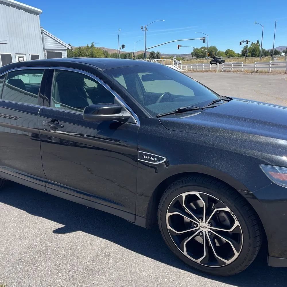 Used 2015 Ford Taurus SHO w/ Equipment Group 401A AWD/4WD image 13