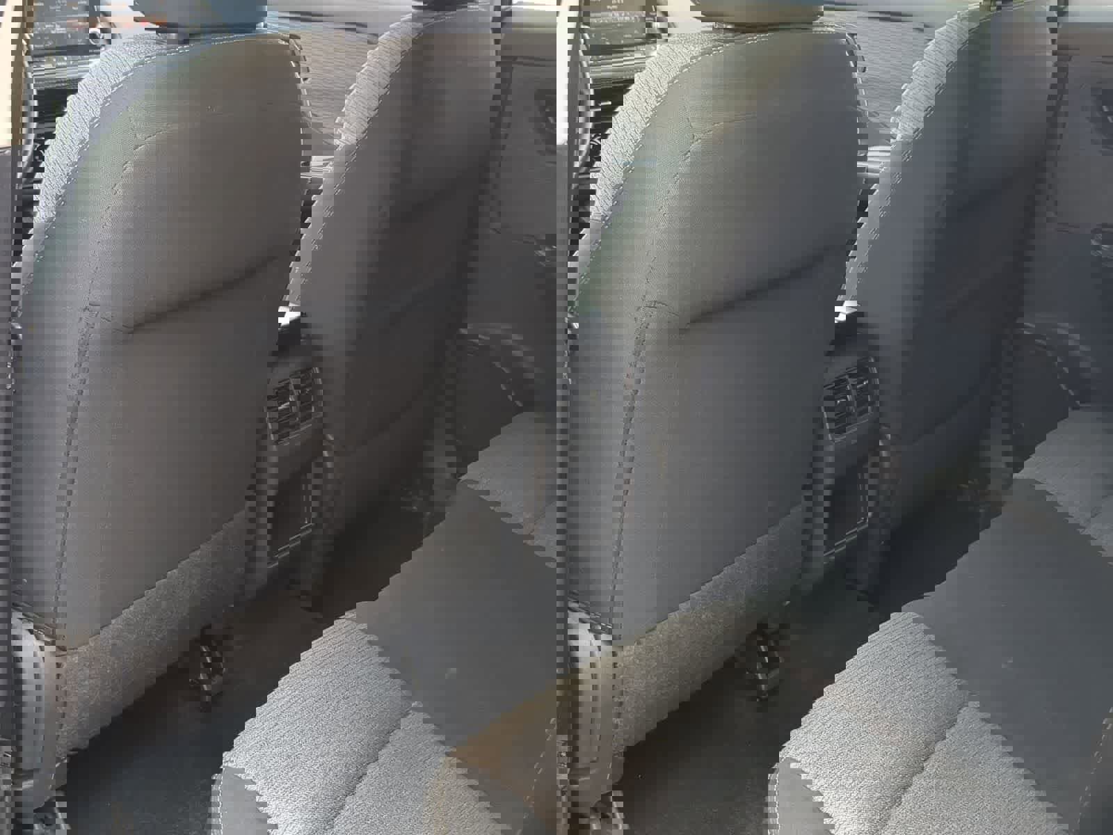 Used 2021 Nissan Rogue S image 18