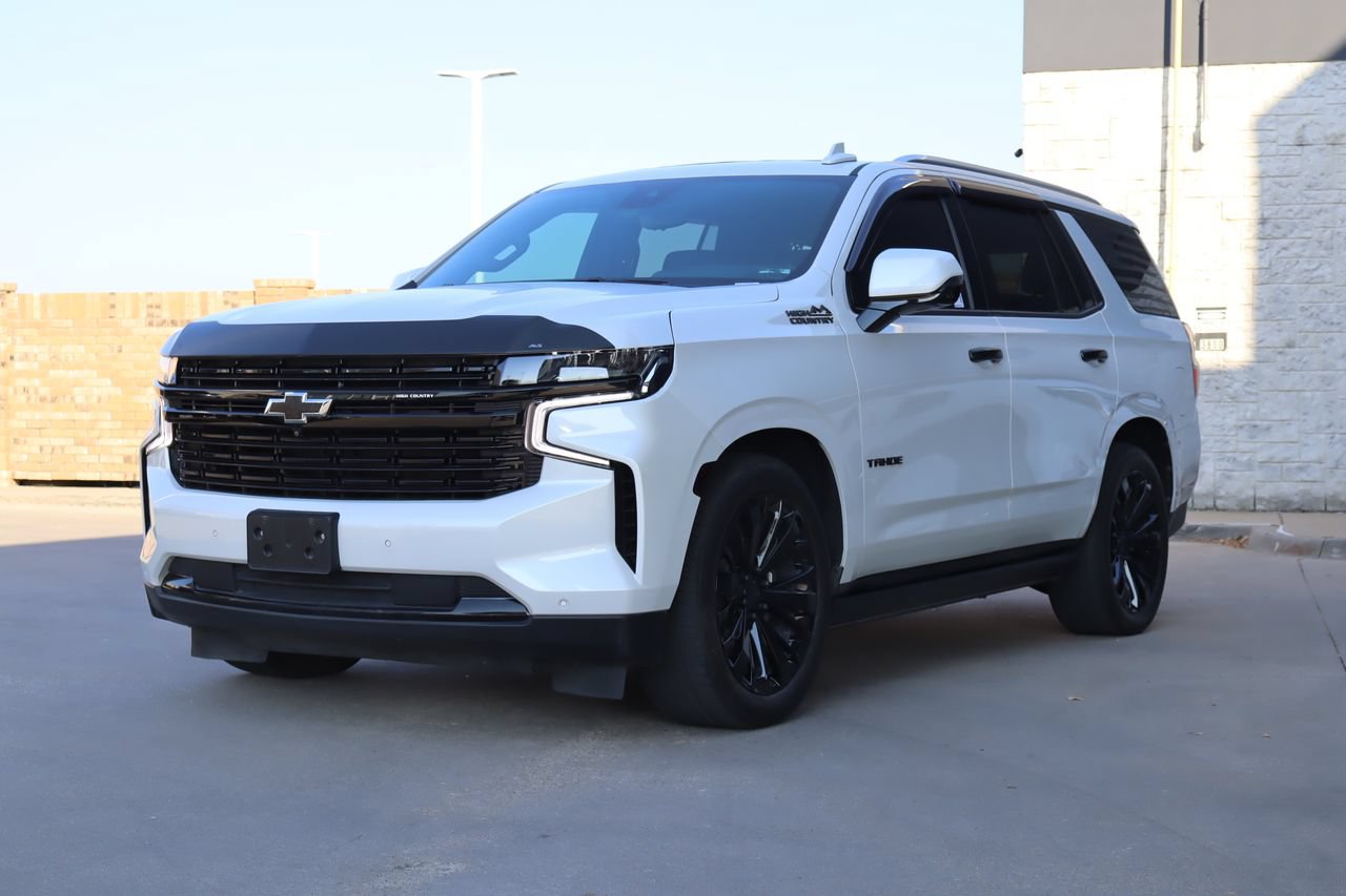 Used 2023 Chevrolet Tahoe High Country w/ LPO, Illumination Package RWD image 2