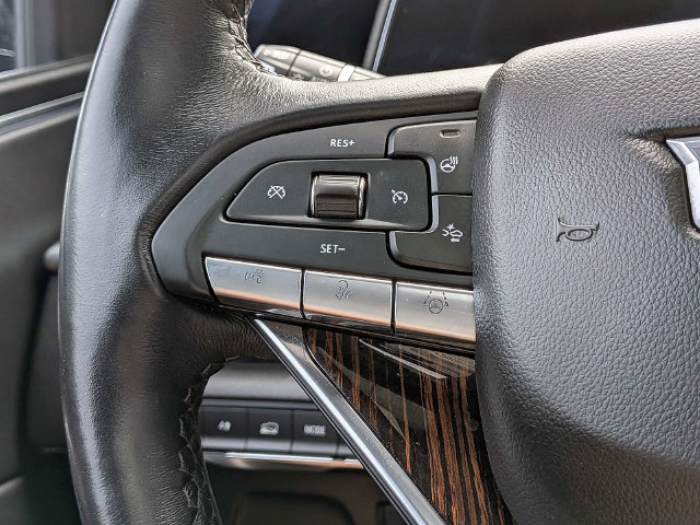 Used 2022 Cadillac Escalade Premium Luxury AWD/4WD image 31