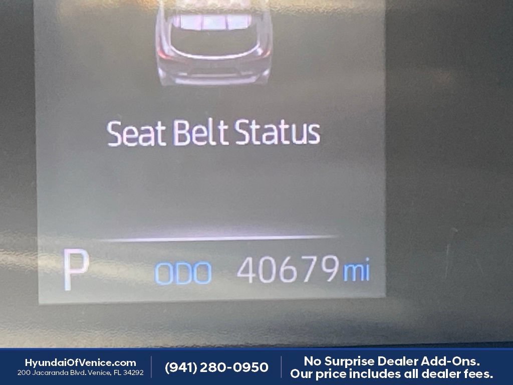 Used 2020 Toyota Highlander LE FWD image 26
