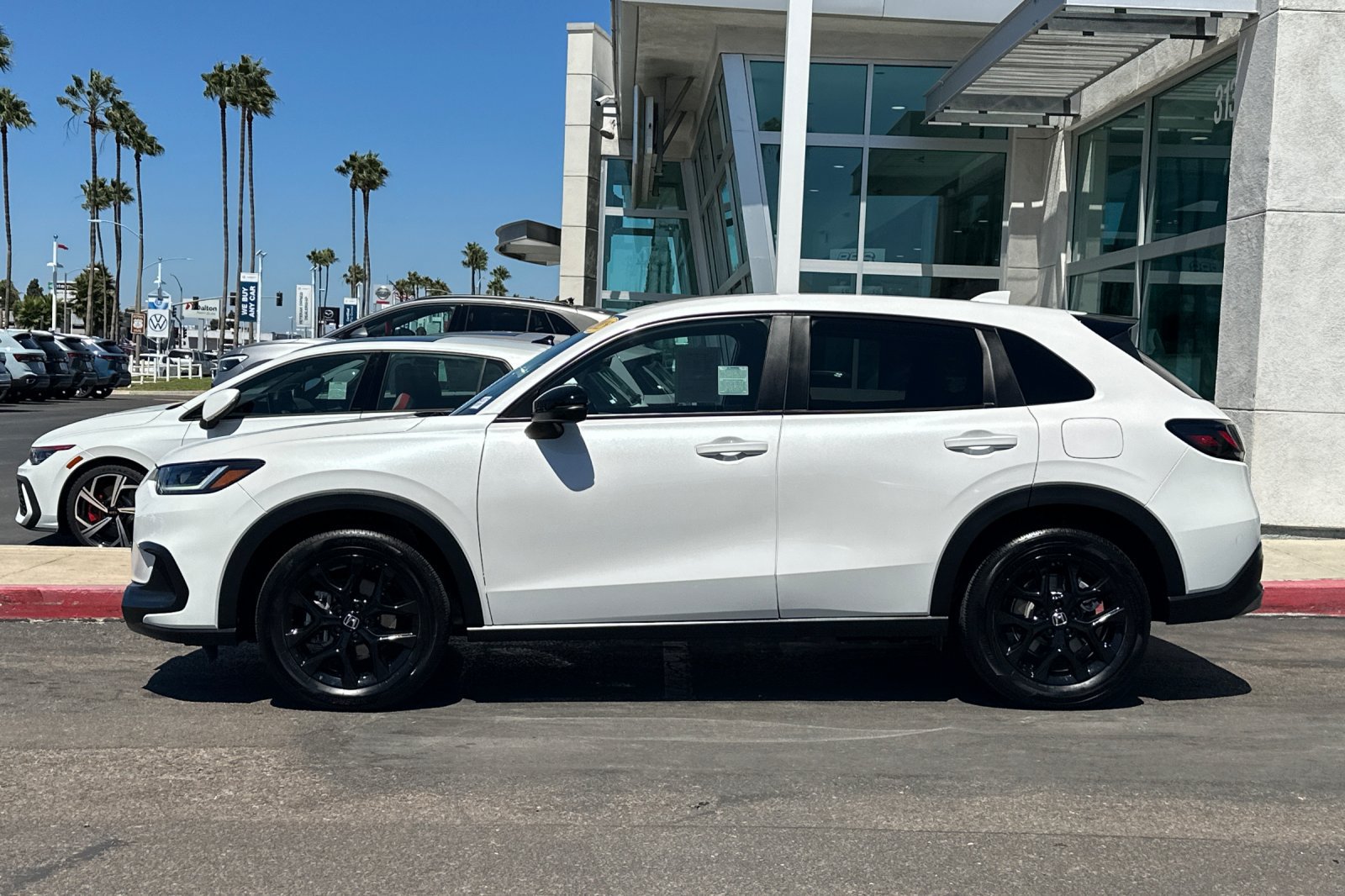 Used 2025 Honda HR-V Sport image 7