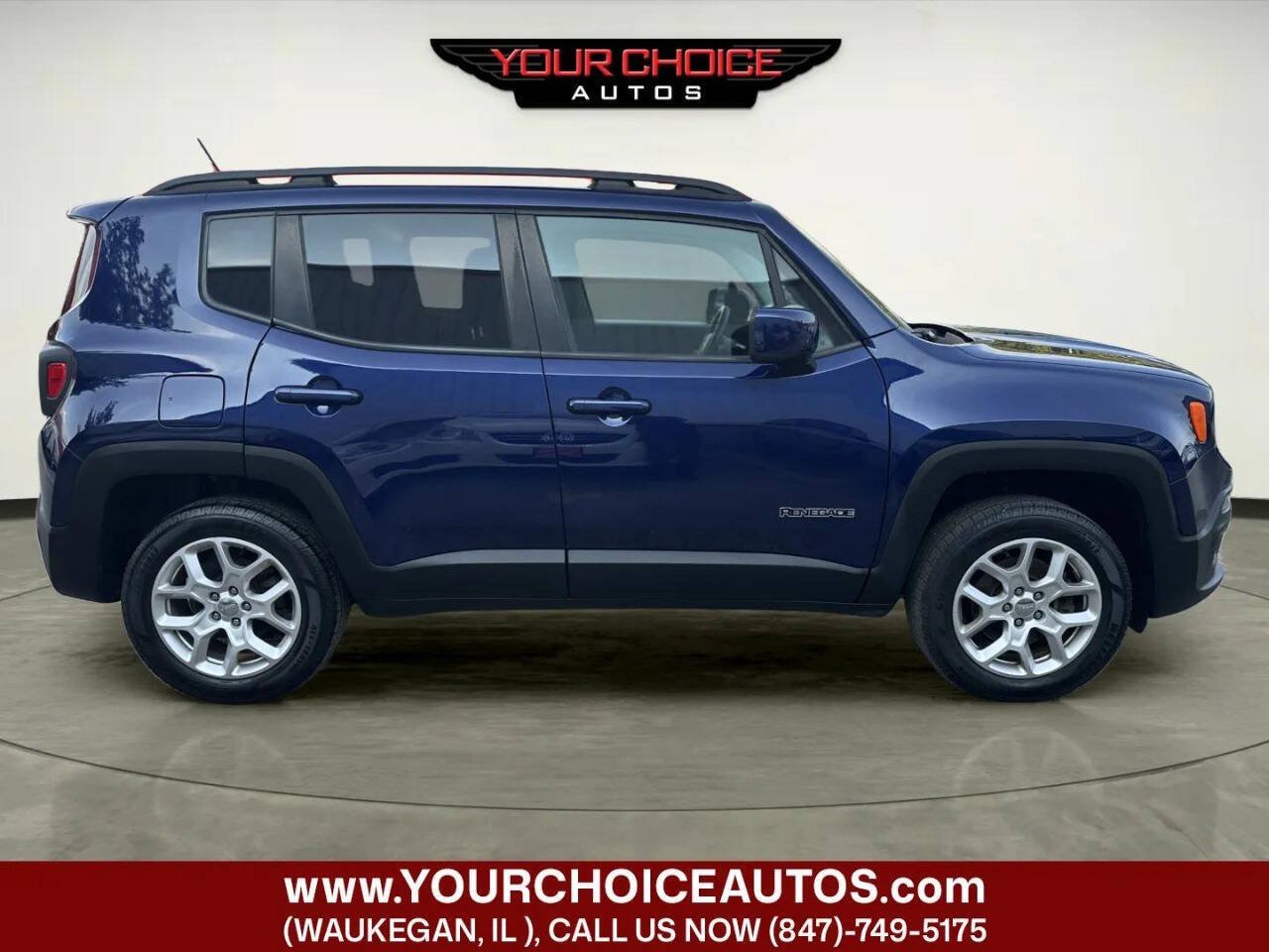 Used 2016 Jeep Renegade Latitude AWD/4WD image 6