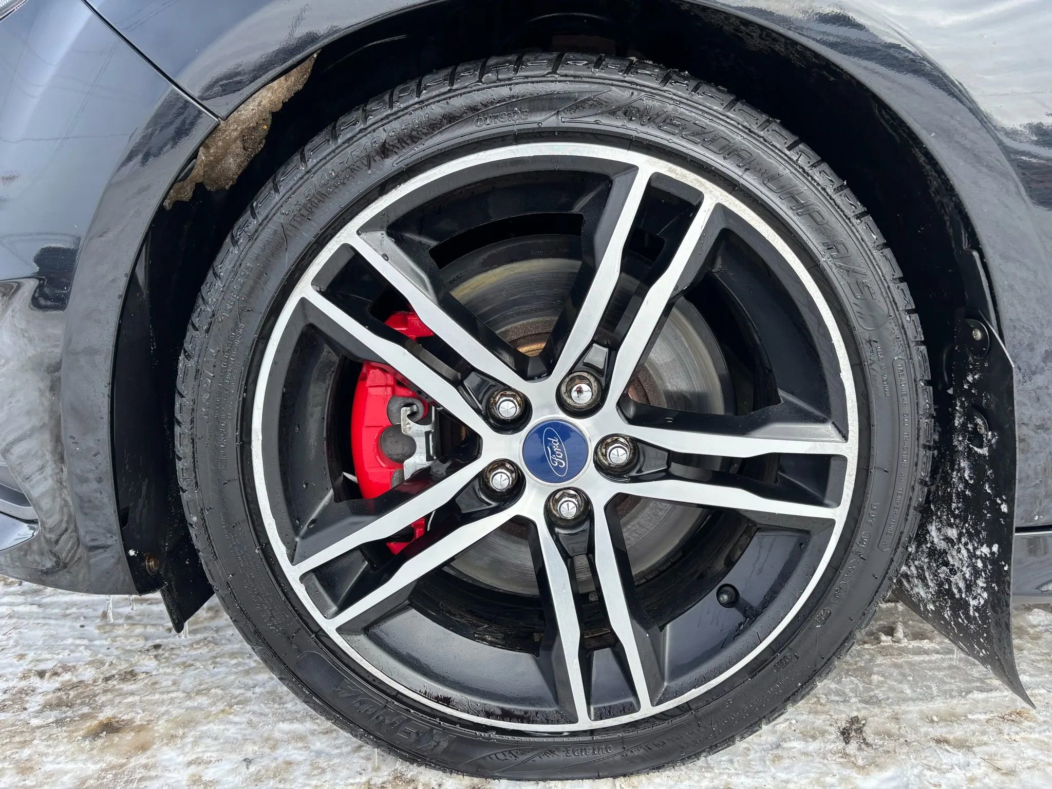 Used 2018 Ford Focus ST image 12