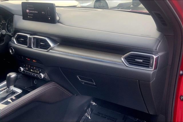 Used 2024 MAZDA CX-5 Signature image 15