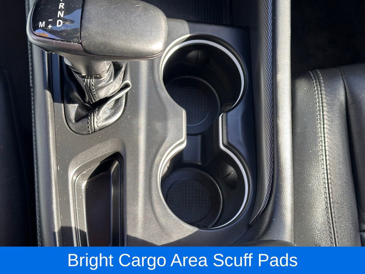 Used 2022 Dodge Durango GT image 37