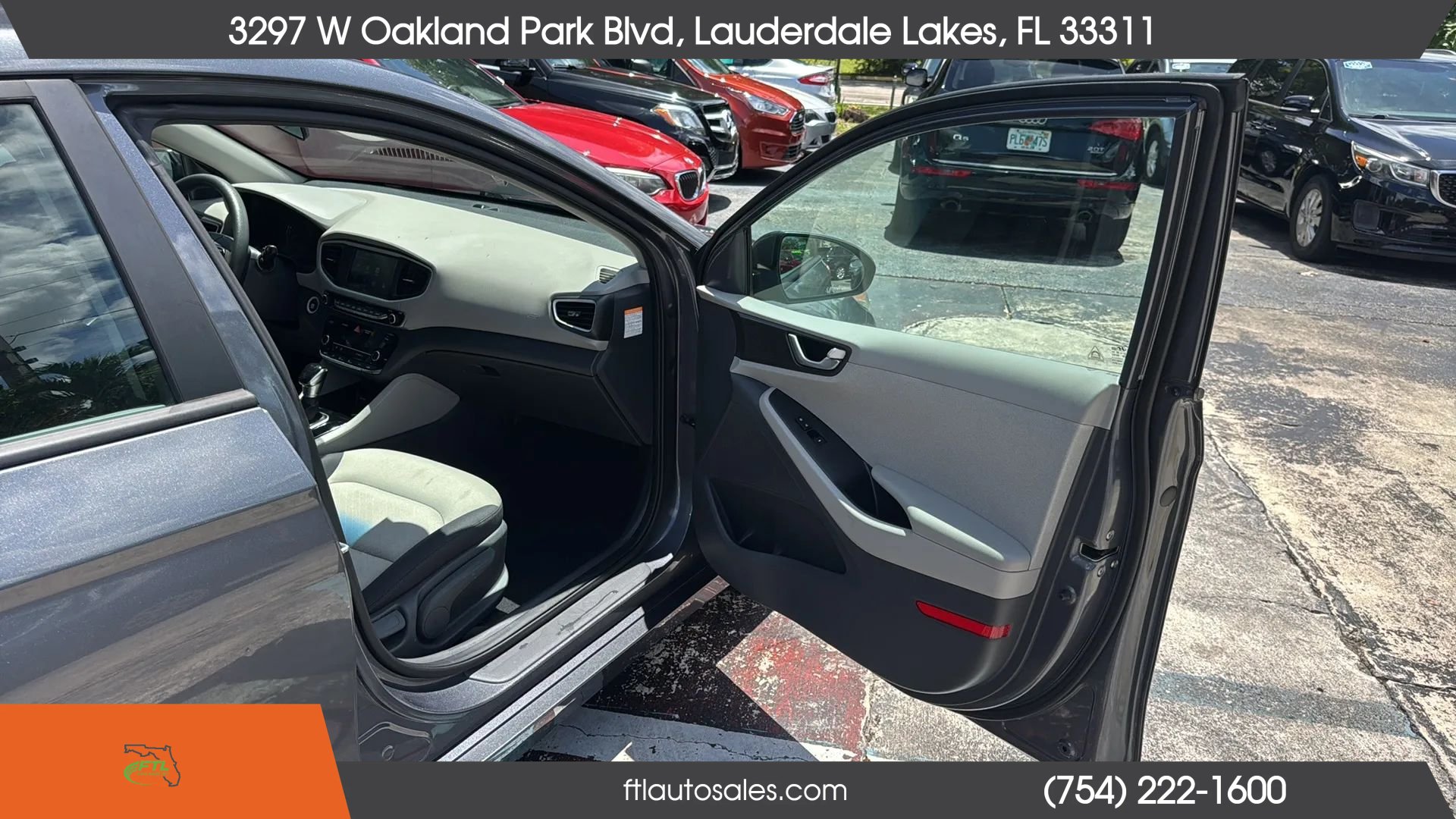 Used 2018 Hyundai Ioniq Blue FWD image 32