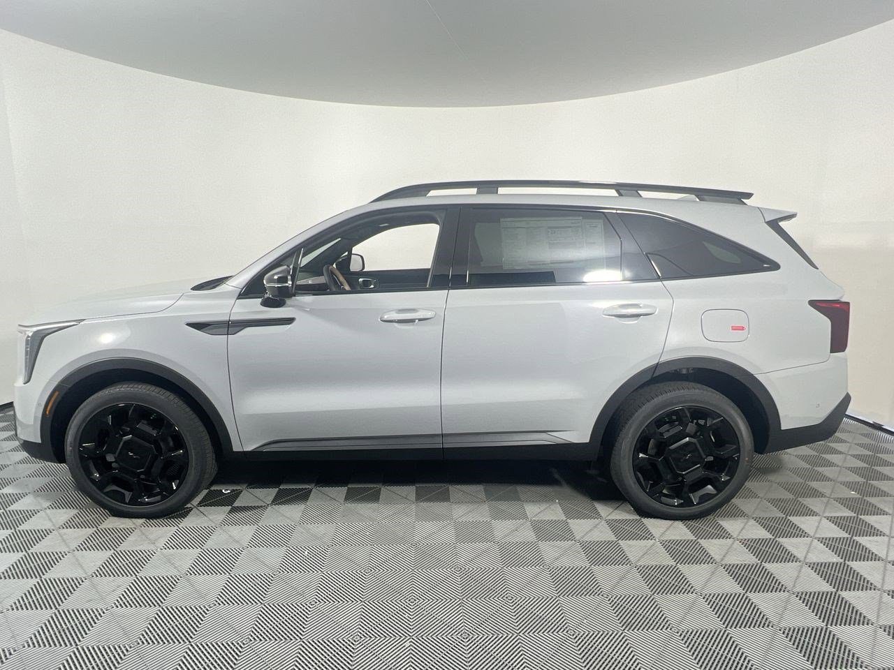 New 2025 Kia Sorento SX Prestige w/ Sage Leather Package image 10