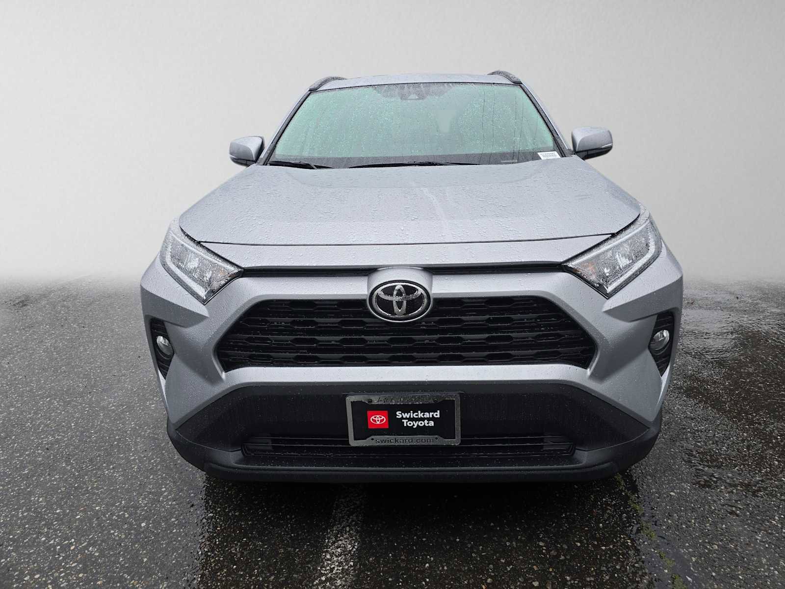 Used 2020 Toyota RAV4 XLE w/ All Weather Liner Package AWD/4WD image 2