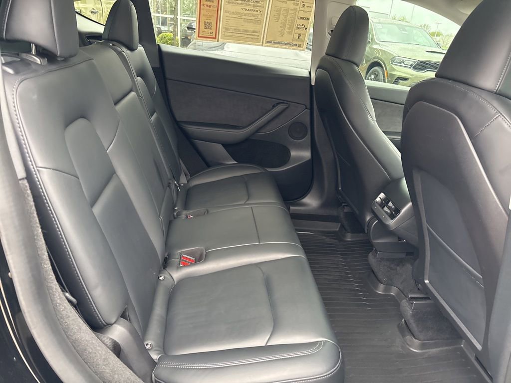 Used 2023 Tesla Model Y Long Range image 43