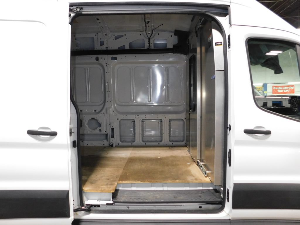 Used 2022 Ford Transit 250 148 High Roof AWD image 25