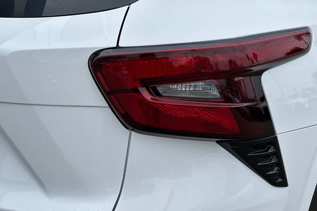 New 2026 Chevrolet Trax LT w/ Midnight Edition image 35