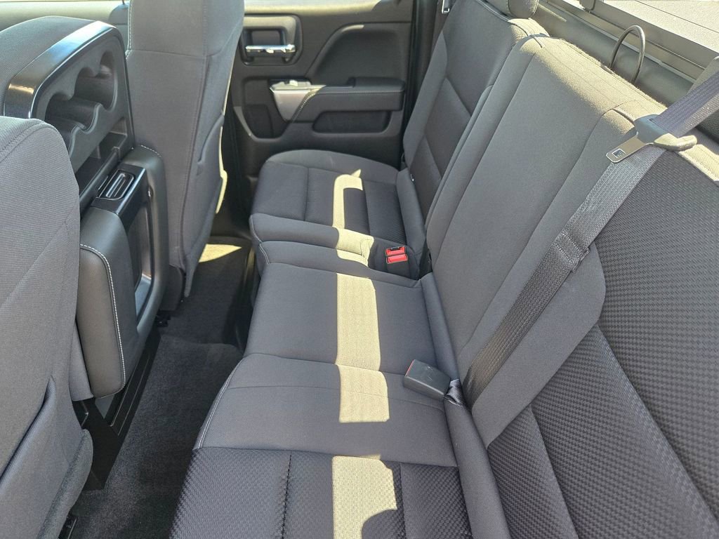 Used 2018 Chevrolet Silverado 1500 LT w/ All Star Edition RWD image 9