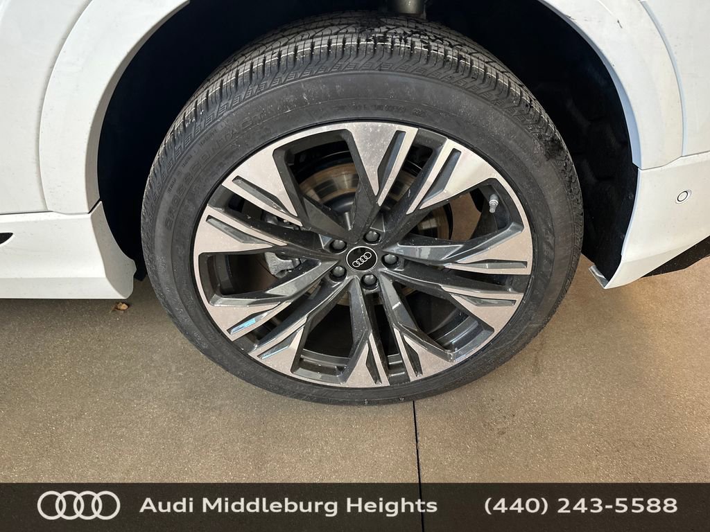 Used 2026 Audi Q8 Premium Plus image 30