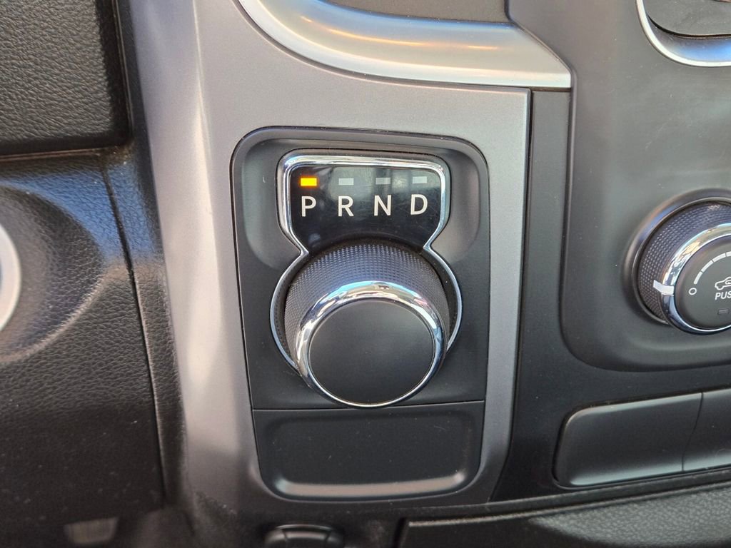 Used 2021 RAM 1500 Classic SLT image 28