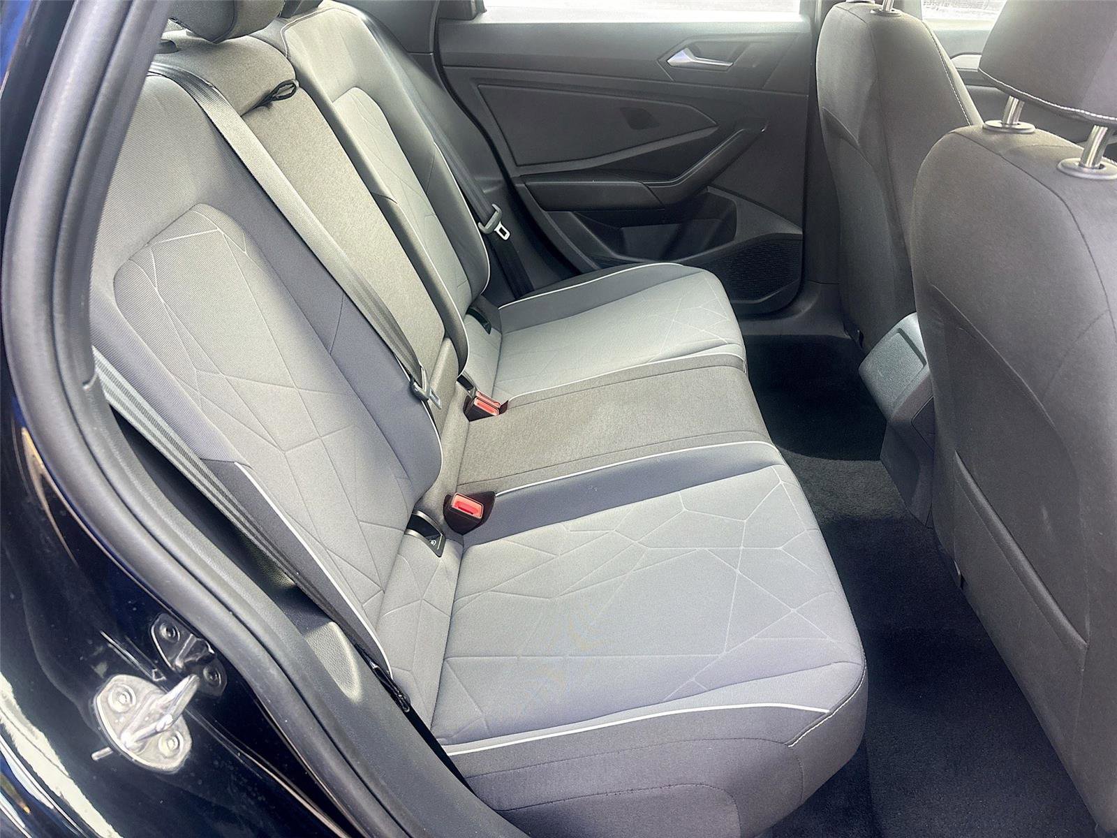 Used 2025 Volkswagen Jetta Sport image 26