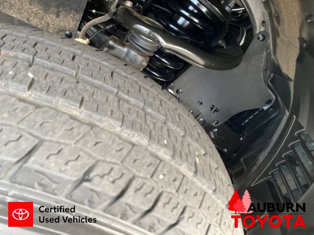 Certified 2022 Toyota Tacoma SR AWD/4WD image 11