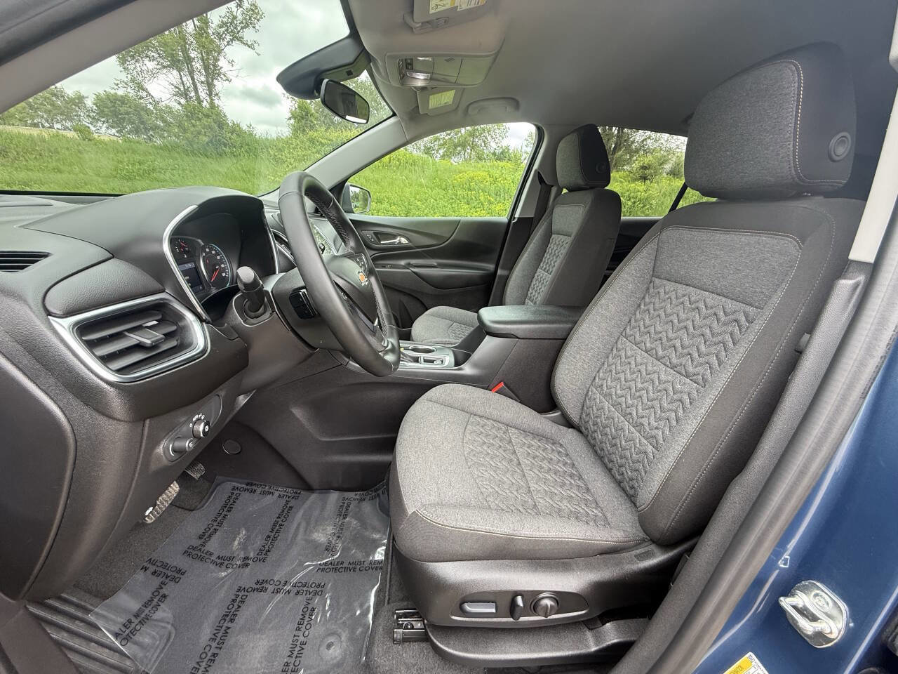 Used 2024 Chevrolet Equinox LT image 9