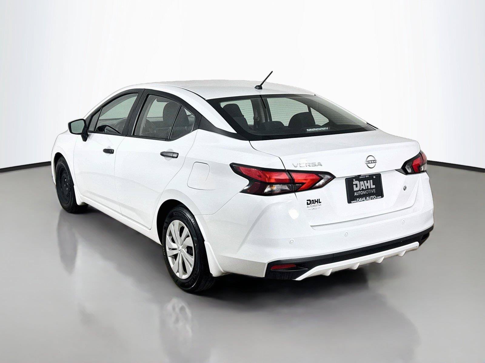 Used 2024 Nissan Versa S w/ Trunk Package FWD image 10